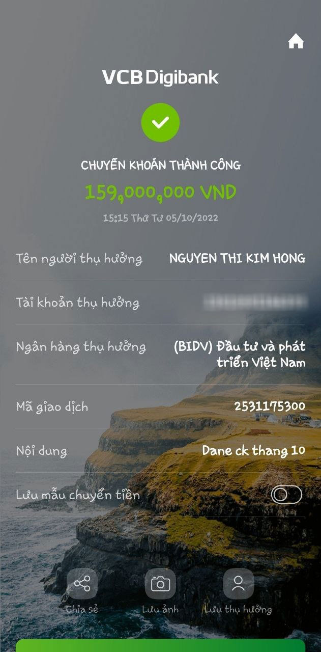 Người này còn đăng tải giao dịch chuyển khoản cho Elly vào tháng 10 vừa qua