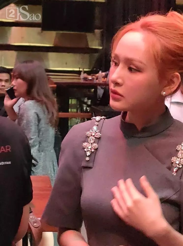 Góc nghiêng của giọng ca 9X.