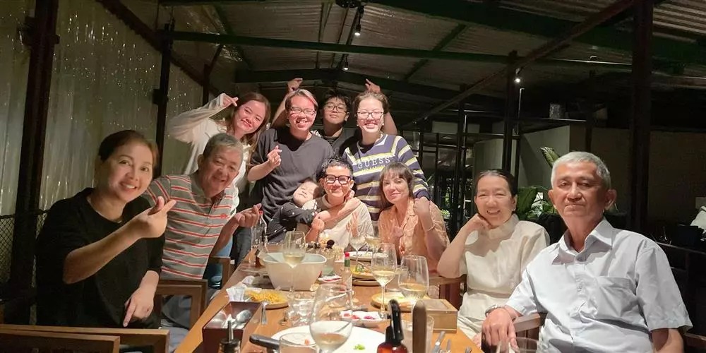 Trước đó, Phương Uyên đã có tiệc sinh nhật sớm bên gia đình.