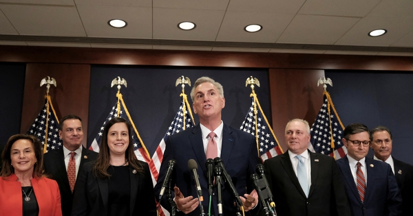 Các hạ nghị sĩ Đảng Cộng hòa tại một cuộc họp báo ở thủ đô Washington - Mỹ hôm 15-11. Ảnh: REUTERS