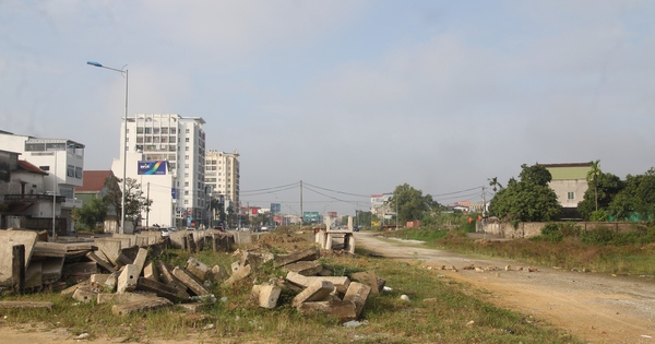 Sau 18 năm thi công, tuyến đường hơn 280 tỉ đồng vẫn dang dở.