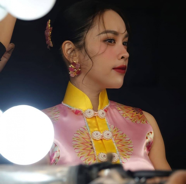 Ngọc Mai (sinh năm 1987) hiện đang là giảng viên thanh nhạc tại Nhạc viện TP.HCM. Cô là vợ của nghệ sĩ xiếc Giang Quốc Nghiệp