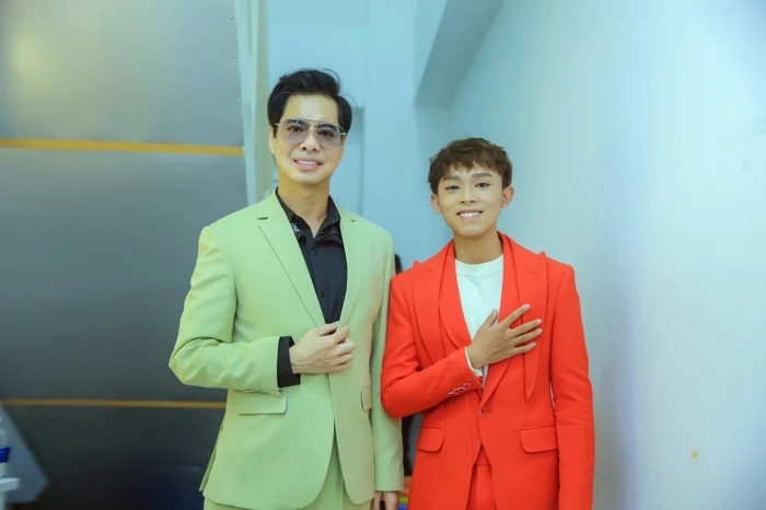 Danh ca Ngọc Sơn dìu dắt và nâng đỡ Hồ Văn Cường.