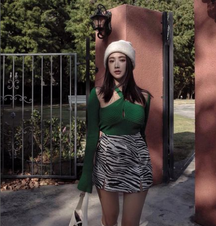 Gái xinh xứ Trung chẳng những xinh đẹp mà còn nổi bật với vóc dáng ấn tượng.