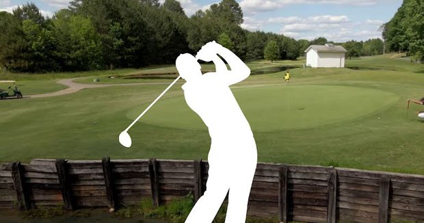 Sao nam đã có vợ A và CEO B đã cùng đi đánh golf và ăn tối...