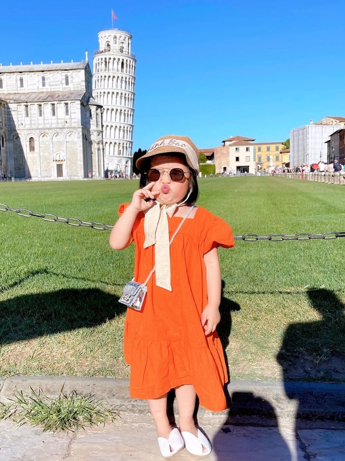 Gu thời trang xinh xắn của Bánh Bao nhận được nhiều sự quan tâm của các mẹ bỉm sữa