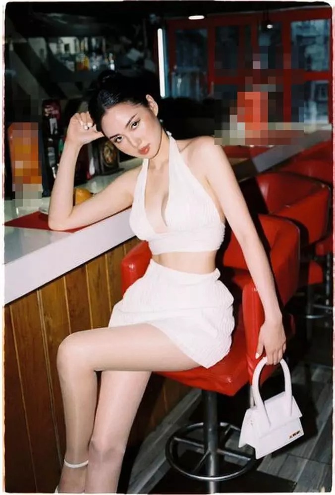 Mỗi lần hot mom lên đồ đều khiến người nhìn khó rời mắt.