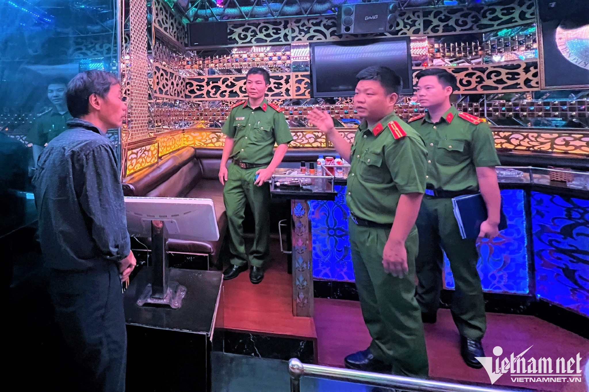 Các tổ công tác của Công an TP Hà Nội kiểm tra điều kiện PCCC