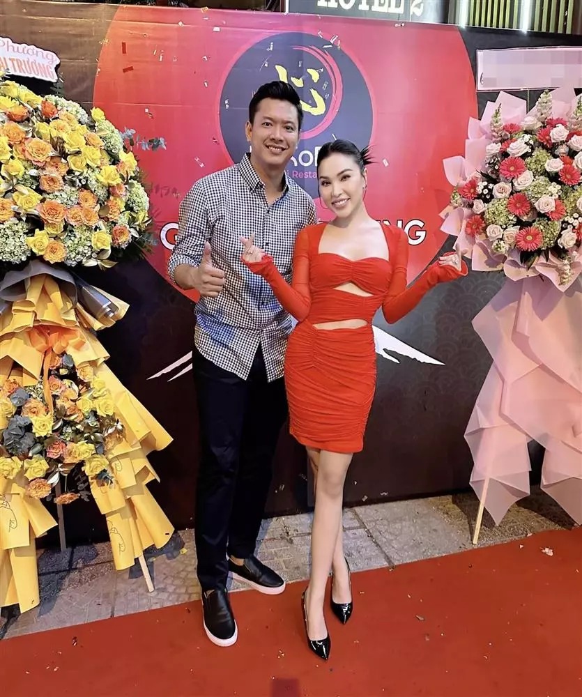 Không chỉ Hồ Ngọc Hà và Phương Trinh Jolie, Quỳnh Thư cũng từng diện mẫu đầm này đi sự kiện cách đây không lâu.