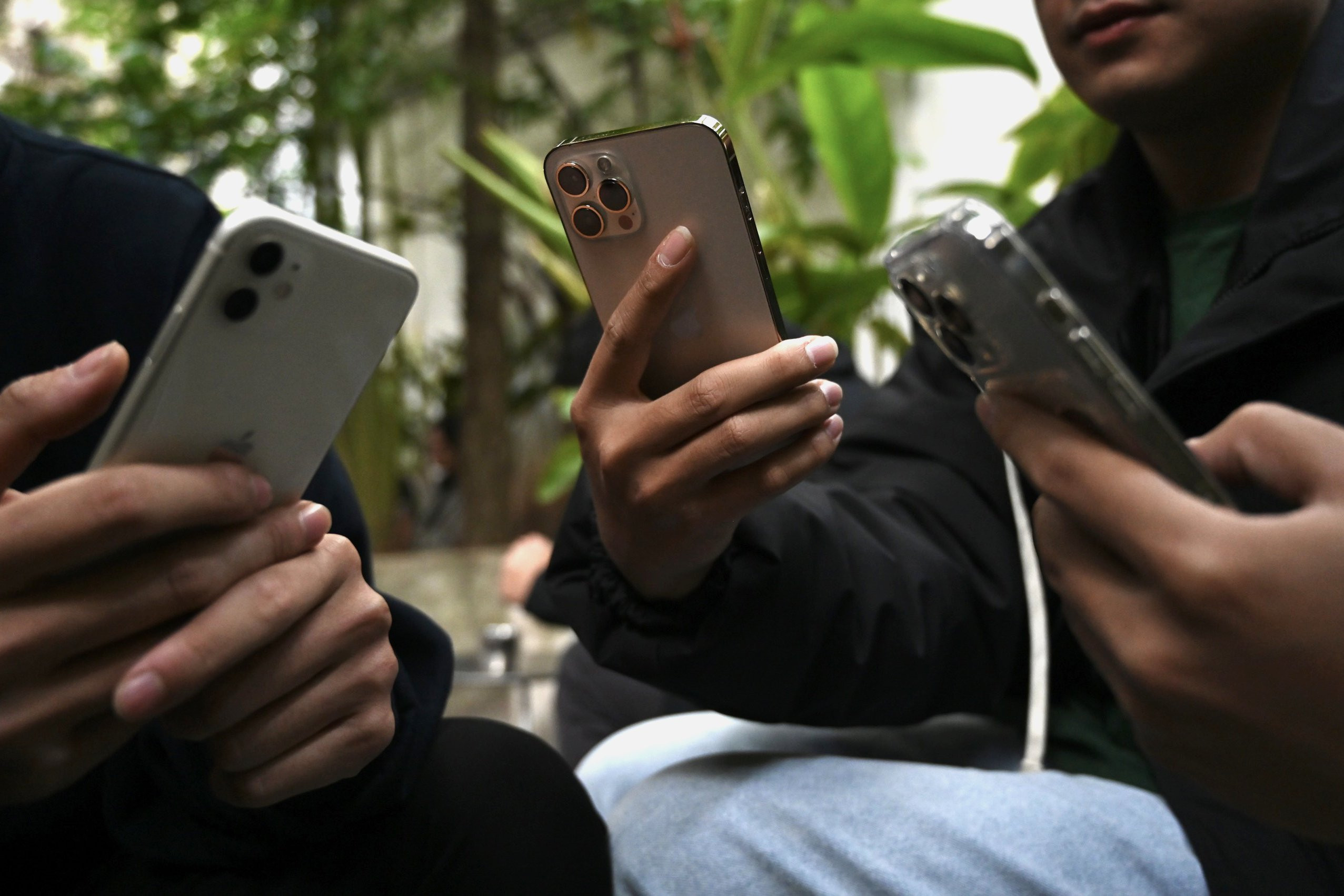 Việt Nam là quốc gia có lượng người dùng Internet cao thứ 12 trên toàn thế giới và đứng thứ 6 trong tổng số 35 quốc gia và vùng lãnh thổ tại châu Á. Ảnh: Nguyễn Huế.