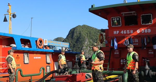 Lực lượng hải quan phát hiện tàu chở dầu trái phép. Ảnh: T.Bình