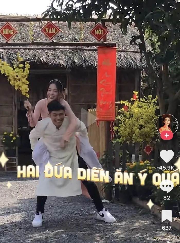 Cặp đôi Puka và Gin Tuấn Kiệt đang hợp tác chung dự án phim. Một trong những lí do hai nghệ sĩ này thu hút sự chú ý của công chúng chính là việc cả hai quá đẹp đôi.