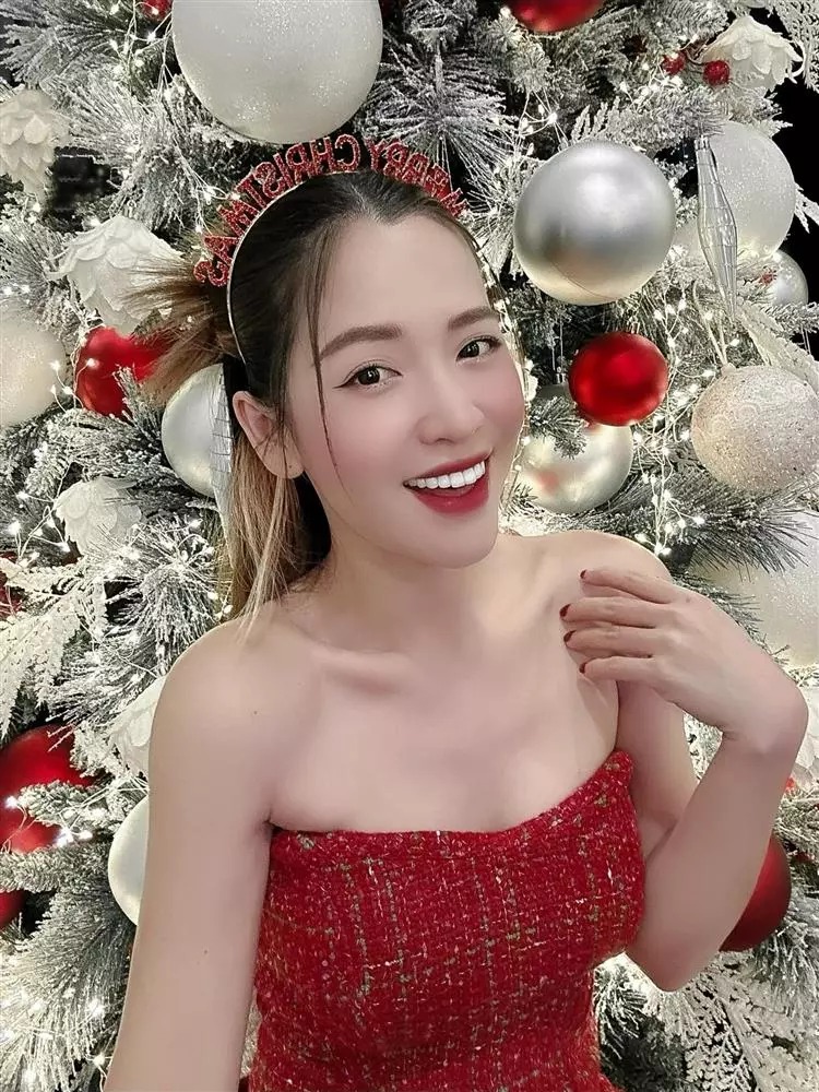 Loạt ảnh vui Giáng sinh của Puka.