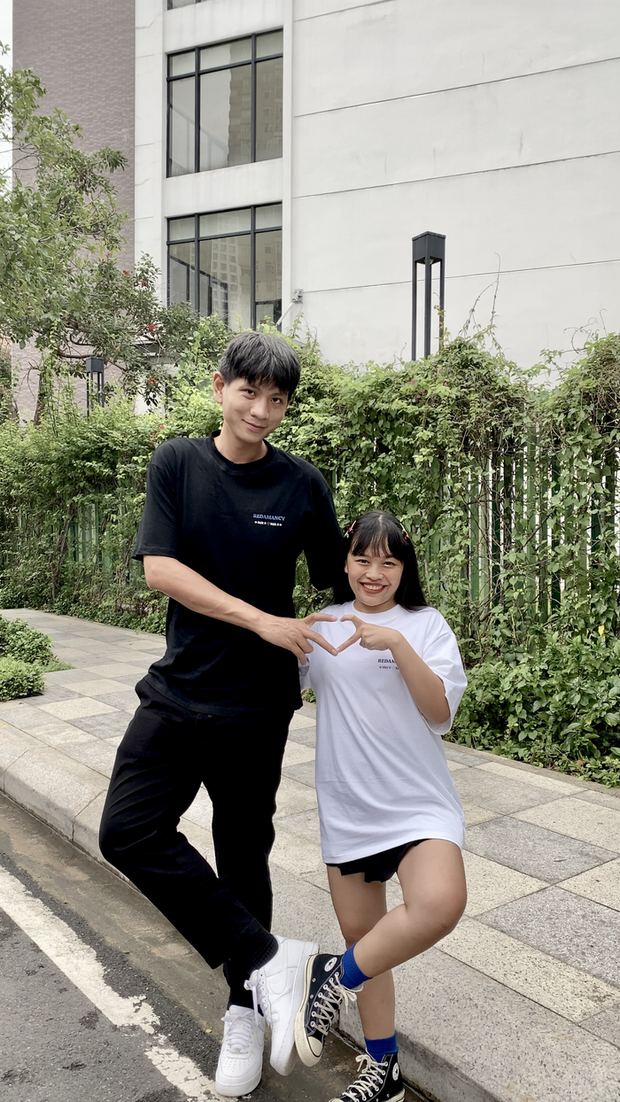 Minh Hải cao 1m98 còn Bảo Ngọc cao 1m53