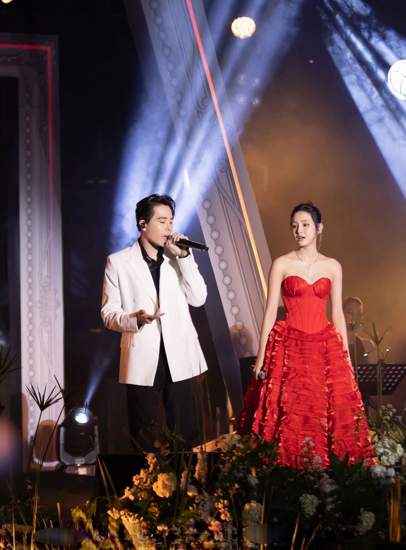 Trịnh Thăng Bình gửi lời xin lỗi Hiền Hồ