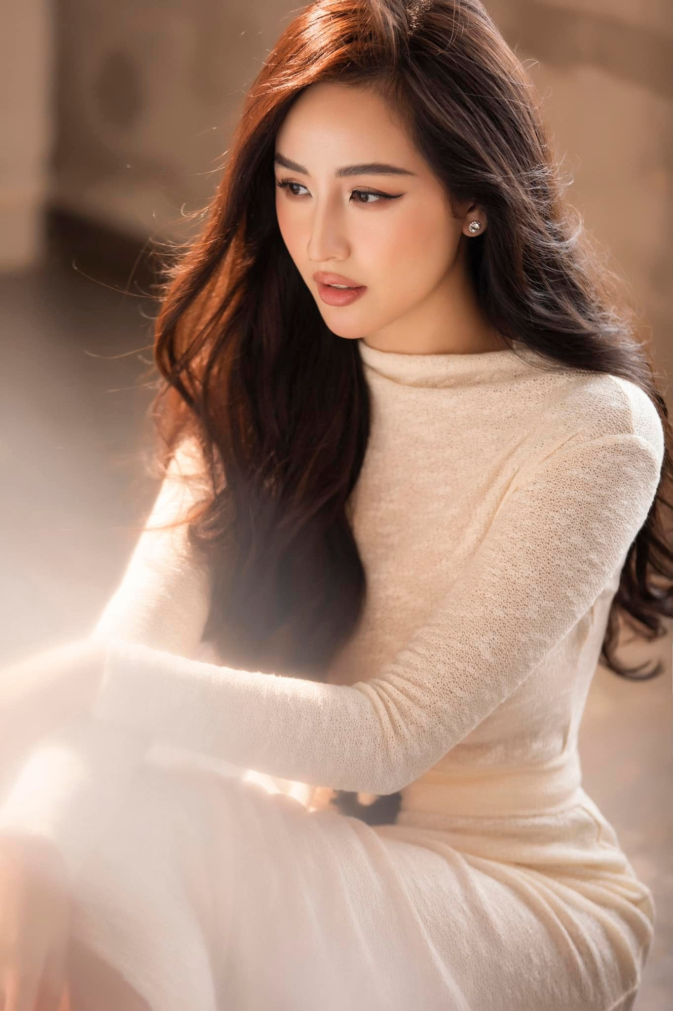 Bước sang tuổi 34, nhan sắc của Mai Phương Thúy được đánh giá ngày càng thăng hạng. Nhiều người nhận xét, Mai Phương Thúy xinh đẹp hơn rất nhiều so với trước.