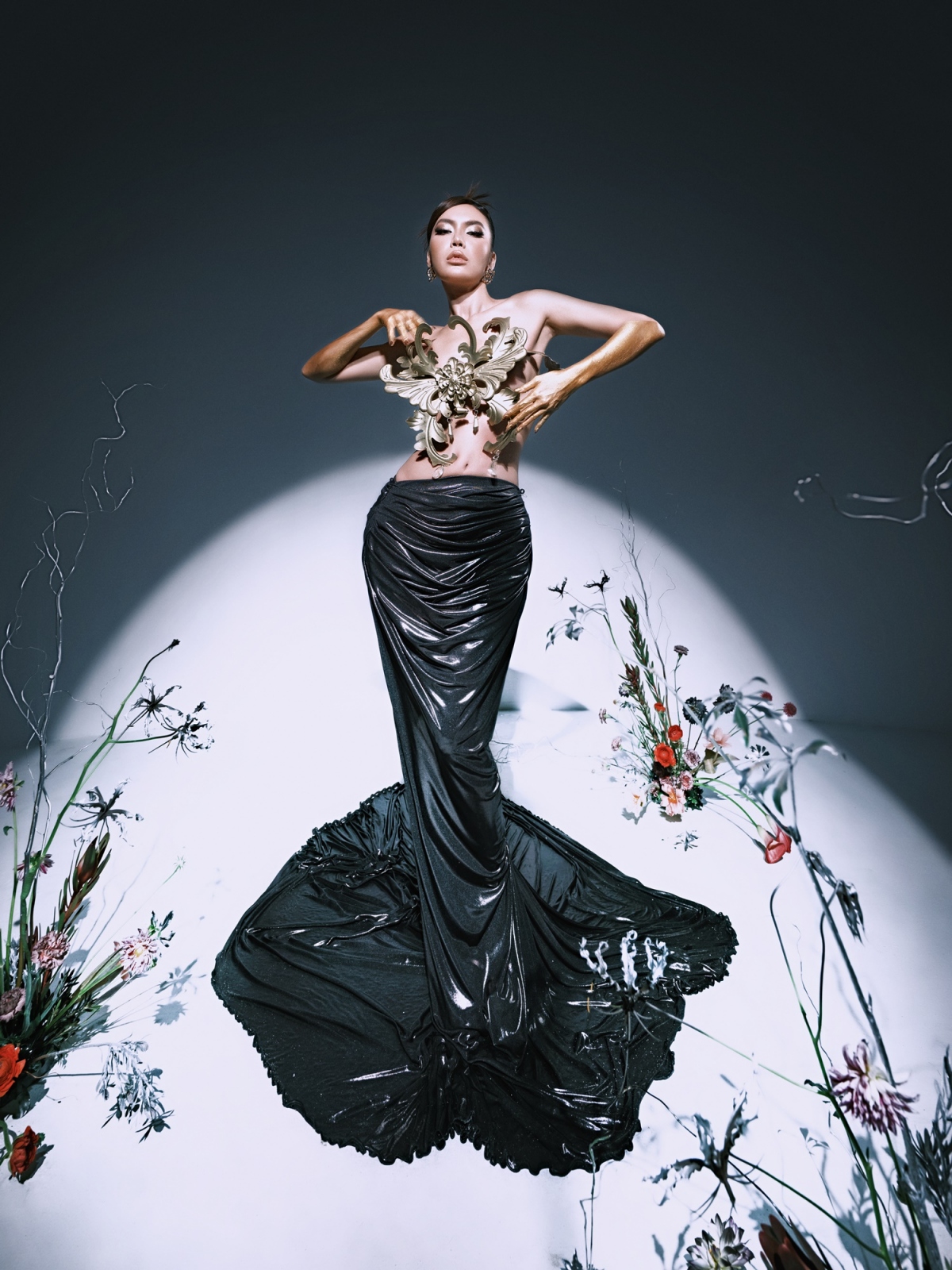 Minh Tú với phiên bản hoàn hảo nhất sau 10 năm làm nghề. Và chắc chắn cô sẽ không dừng lại ở đó mà vẫn sẽ tiếp tục bước tiếp, tìm kiếm cơ hội và thành công.