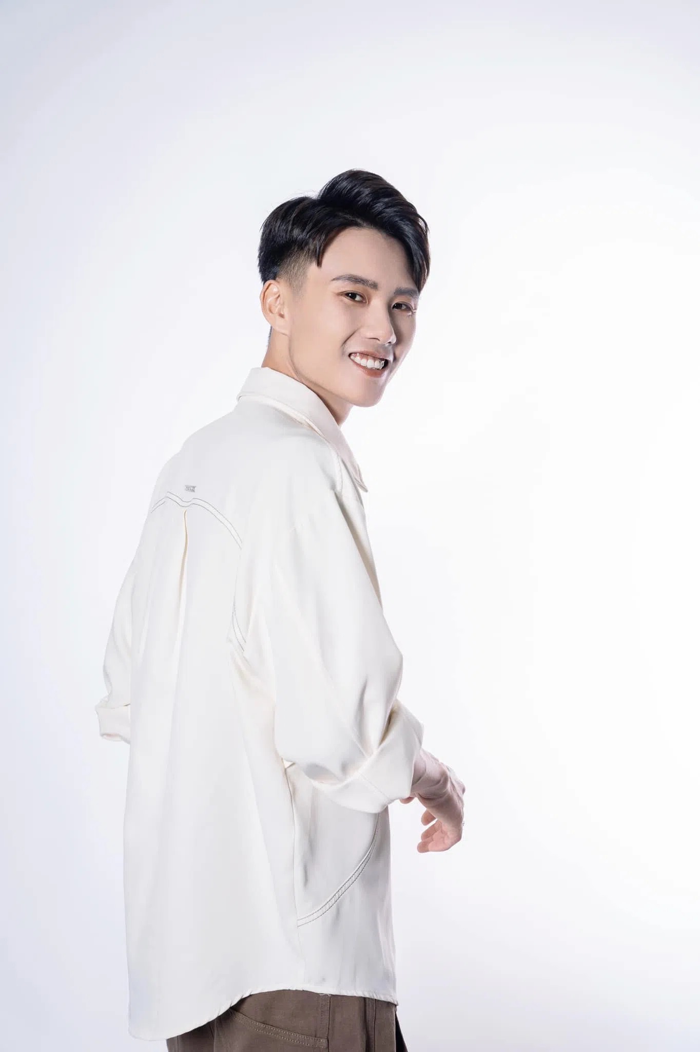 CDM thắc mắc trước nguyên nhân Tiktok của Đạt Villa bị cấm vĩnh viễn. Ảnh: Facebook Đạt Villa