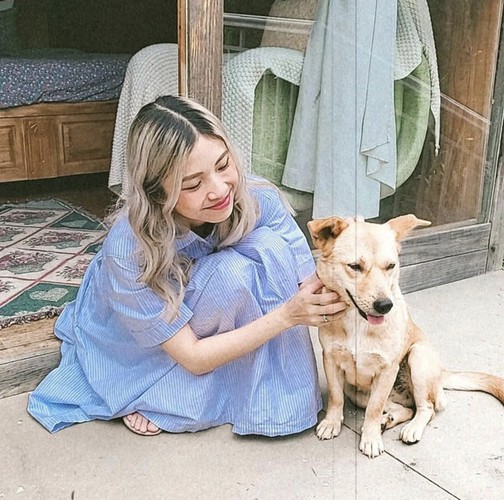 Sau khi tốt nghiệp THPT, Lan Thy dù nhận được học bổng toàn phần trị giá 280 triệu cho 4 năm theo học khối ngành Kinh tế ở Việt Nam nhưng vẫn quyết định sang Nhật du học.