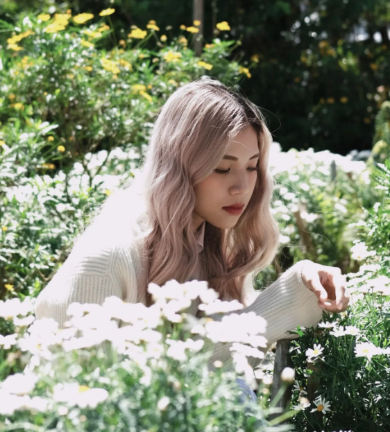 Là một học sinh trường chuyên có tiếng ở TP.HCM và là học sinh giỏi Sử nhưng Lan Thy chỉ được 3,75 điểm đã khiến dân mạng đặt ra nghi vấn về học lực thực sự của cô nàng.