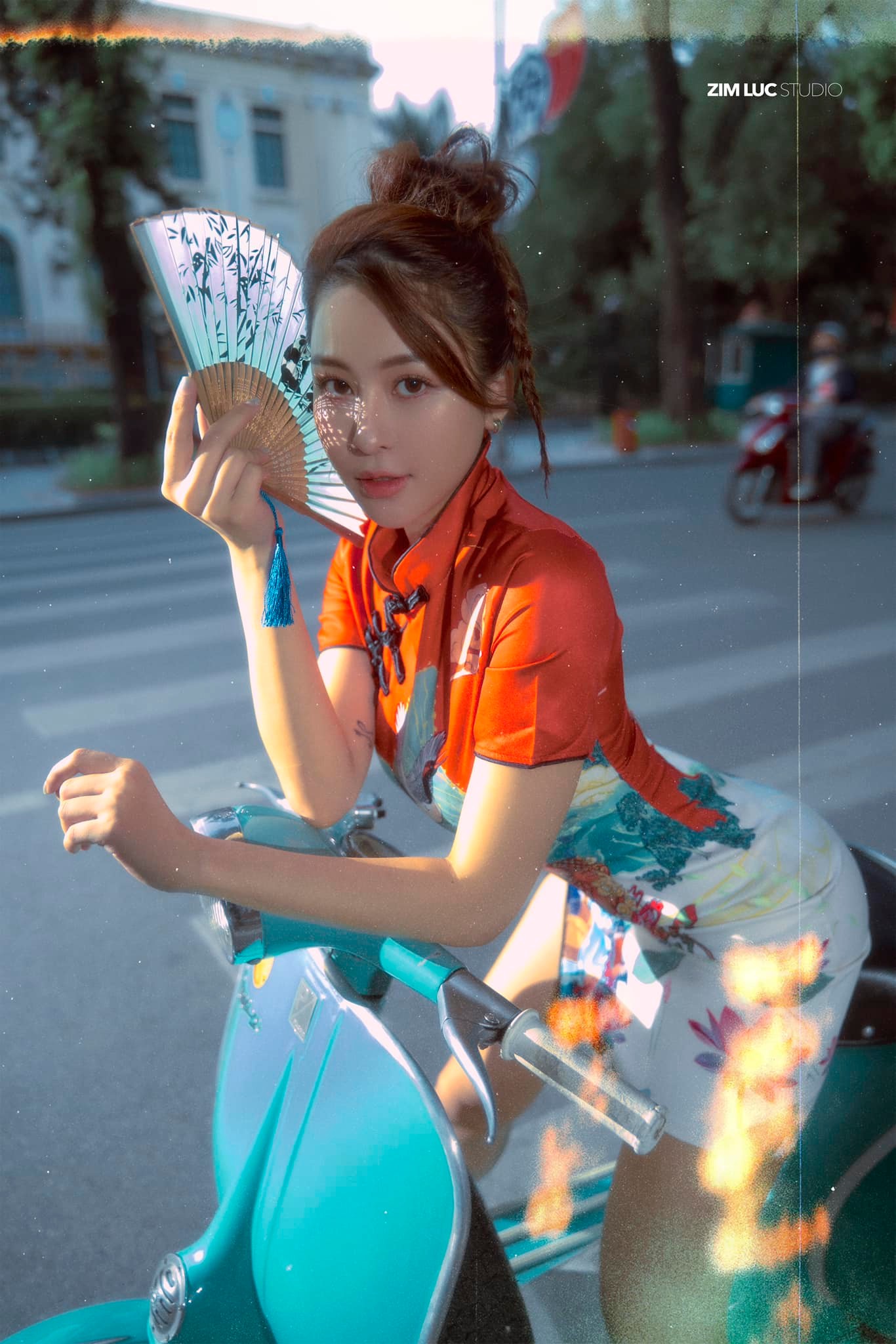 Sở hữu nhan sắc xinh đẹp cùng vóc dáng gợi cảm, Trâm Anh là một trong những cái tên nhận được nhiều sự quan tâm của cộng đồng mạng nhờ gu thời trang sang chảnh, thời thượng.