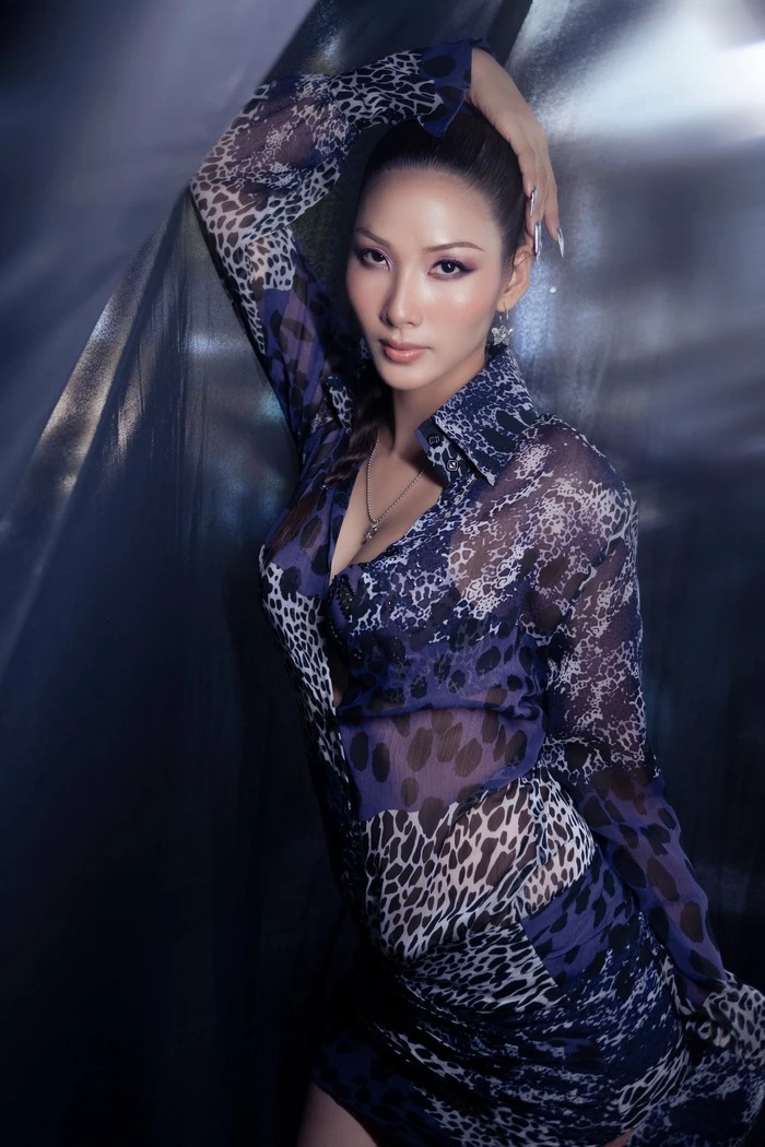 Nhiều khán giả bày tỏ kỳ vọng Hoàng Thùy sẽ có một năm 2023 thật bùng nổ với những 