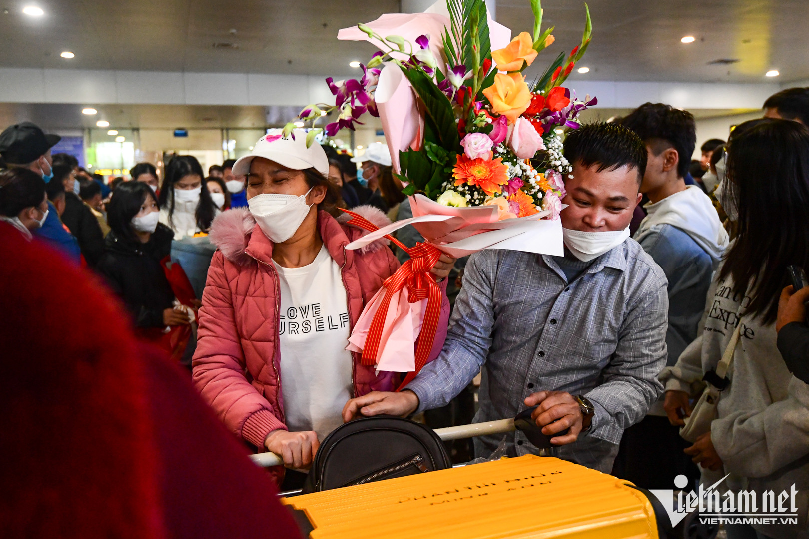 Trong số những người trở về, phần nhiều là các lao động đi làm ăn xa, du học sinh và các gia đình, cặp vợ chồng đã định cư ở nước ngoài nhiều năm.