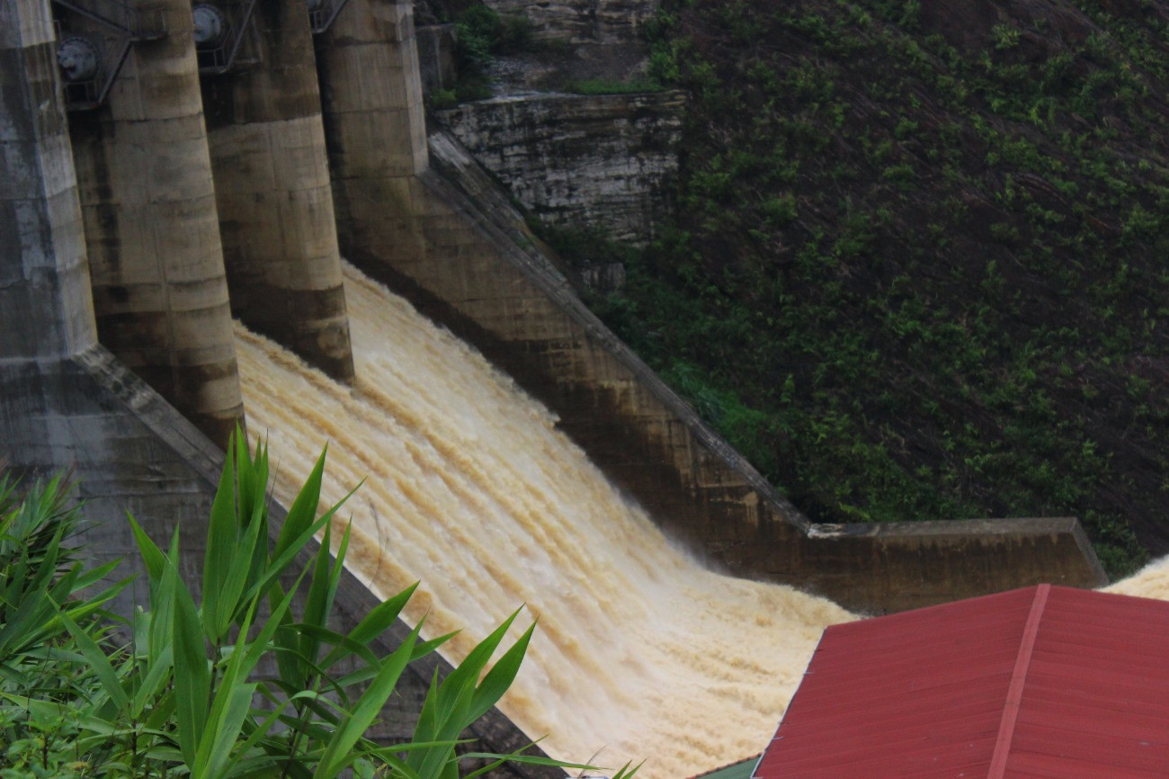 Nhiều thủy điện nhỏ chưa có giá điện mới nên bị dừng huy động. (Ảnh minh họa: L.Bằng)