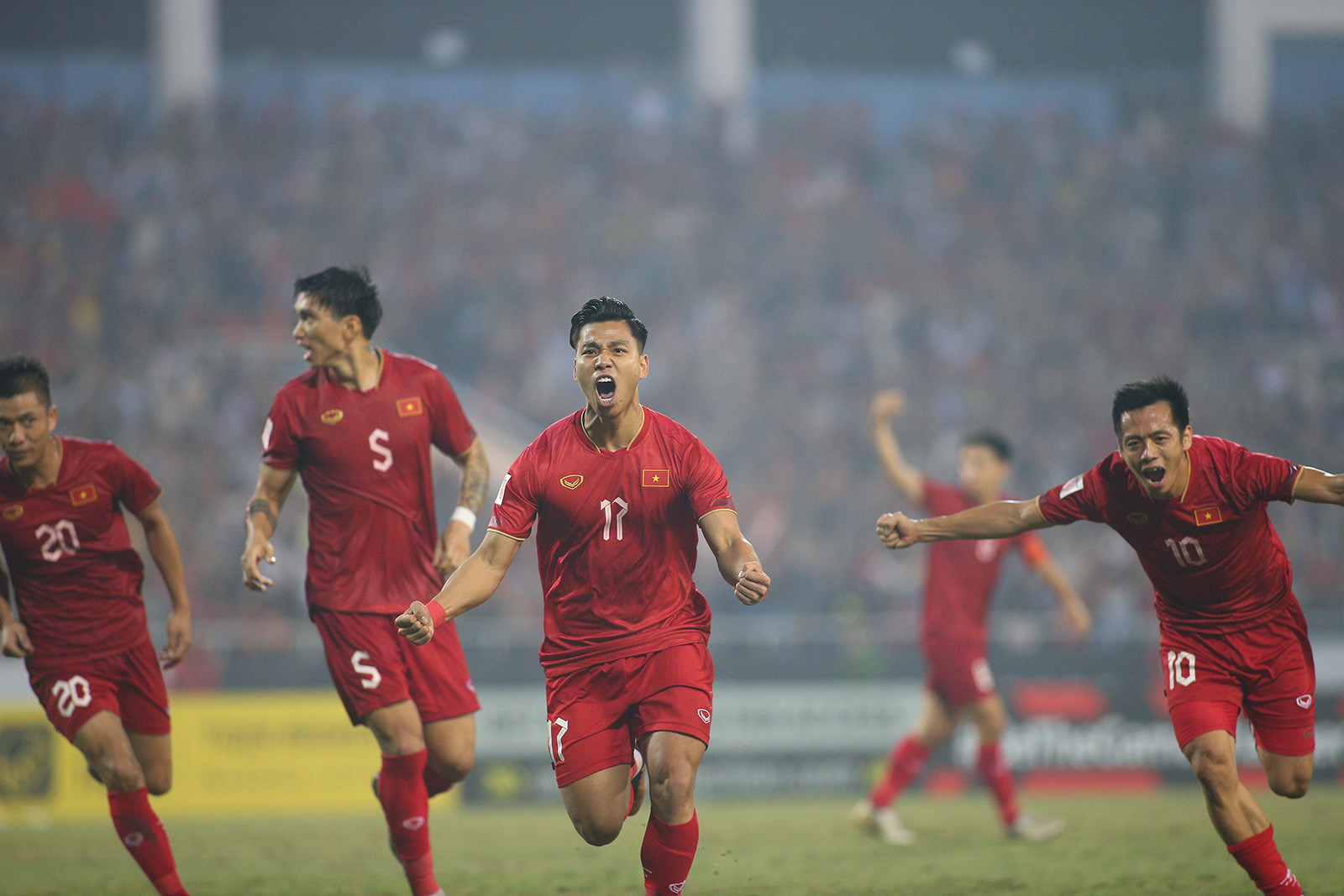 Văn Thanh và nhiều gương mặt quen thuộc có thể rơi cơ hội được triệu tập lên tuyển Việt Nam dưới triều đại HLV mới