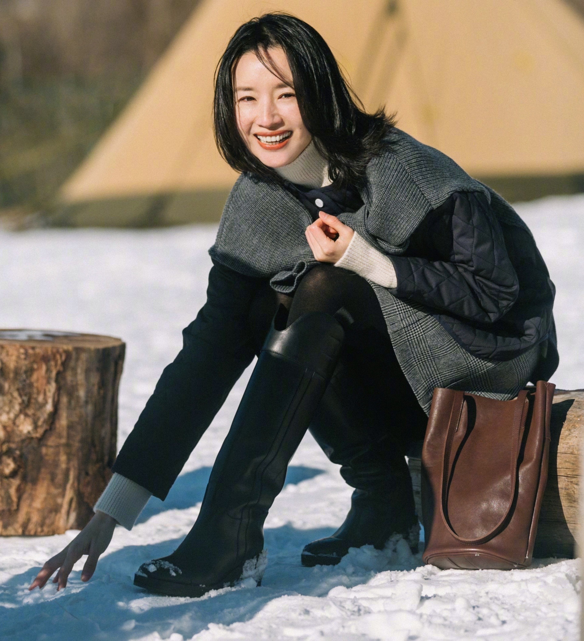 Nhan sắc Đổng Khiết từng khiến bao thế hệ khán giả u mê.