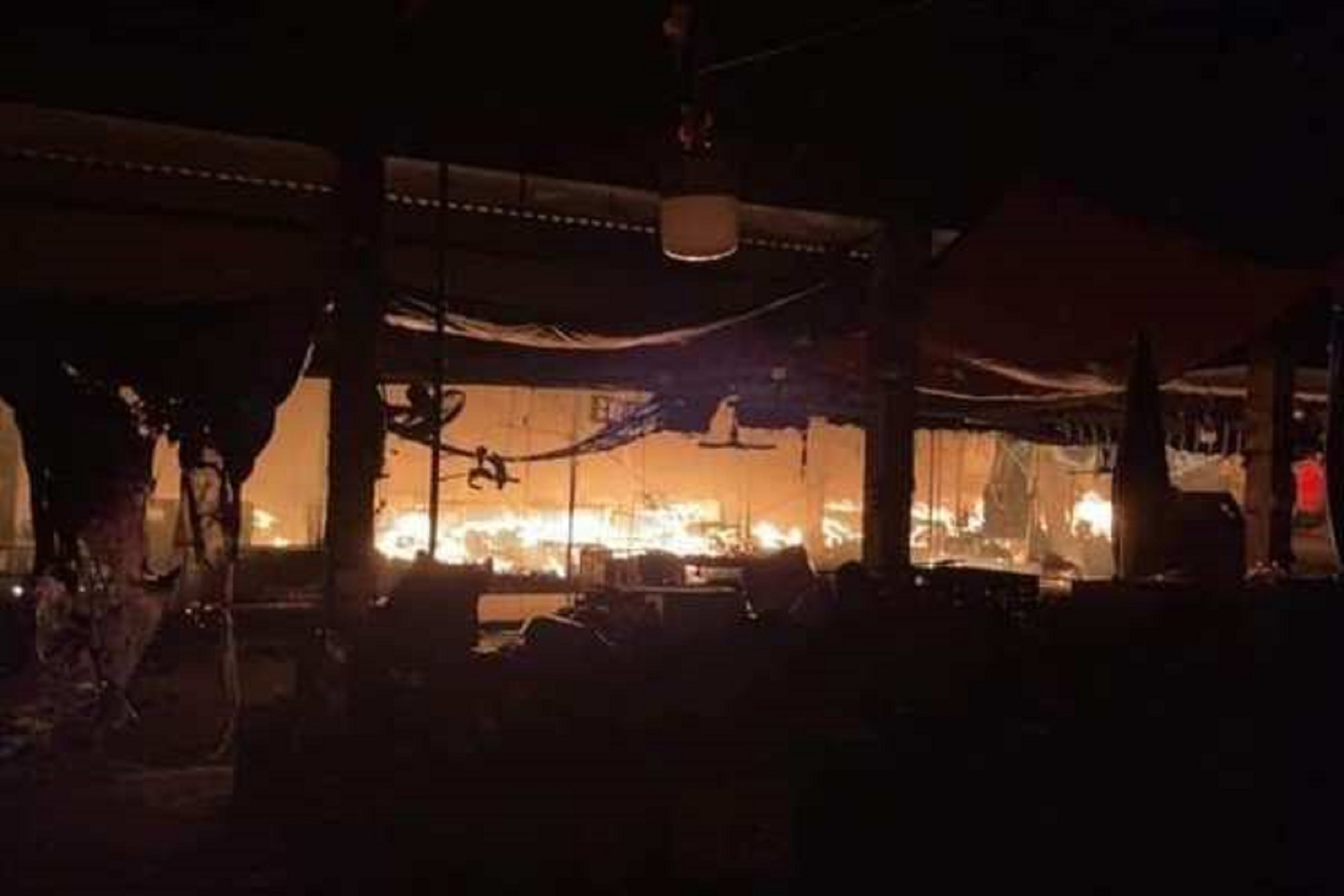 Vụ hỏa hoạn tại chợ Núi Đèo