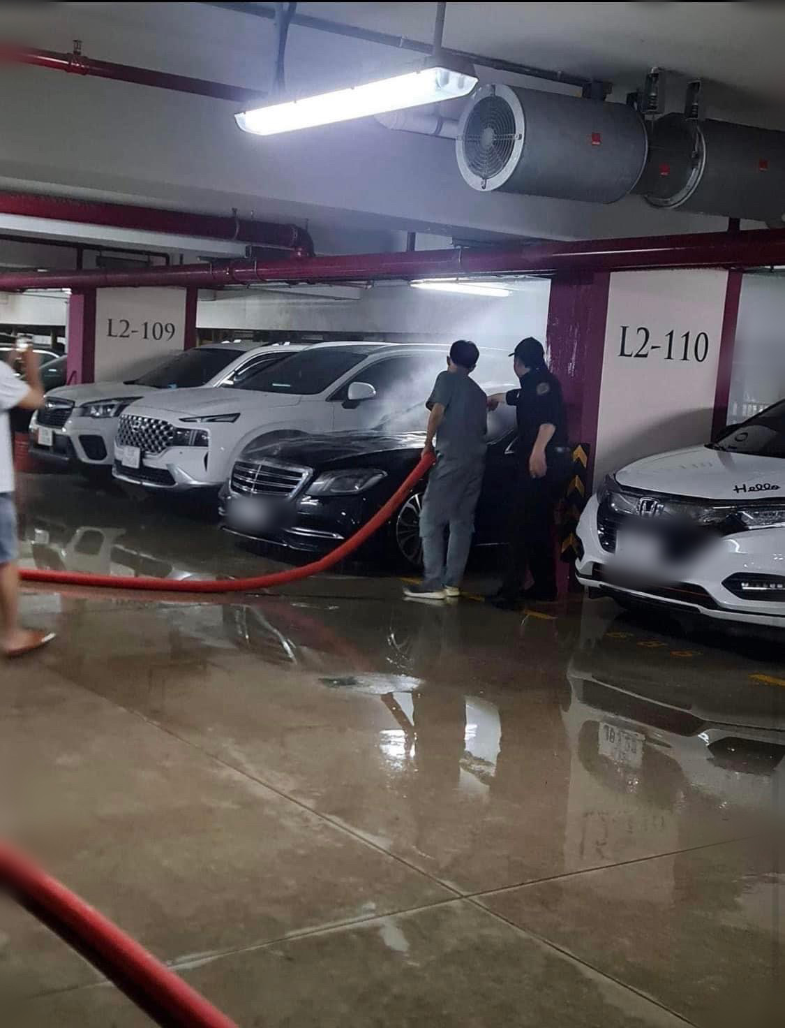 Duy Mạnh bất ngờ thông báo xe ô tô gặp sự cố tự bốc cháy tại bãi đỗ xe chung cư