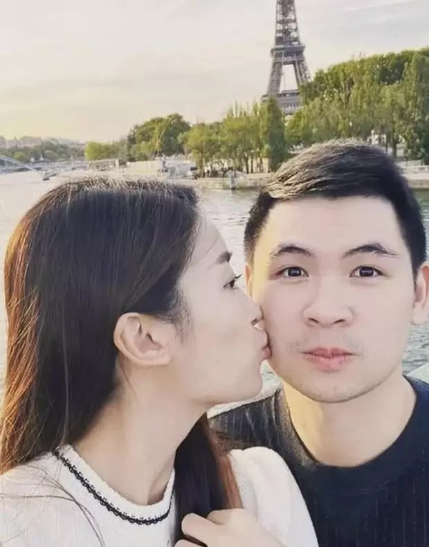 Trên thực tế, Đỗ Vinh Quang là doanh nhân chứ không phải người hoạt động trong showbiz nên kín tiếng và chỉ bắt đầu cởi mở hơn khi chia sẻ về chuyện cá nhân một chút thời gian gần đây.