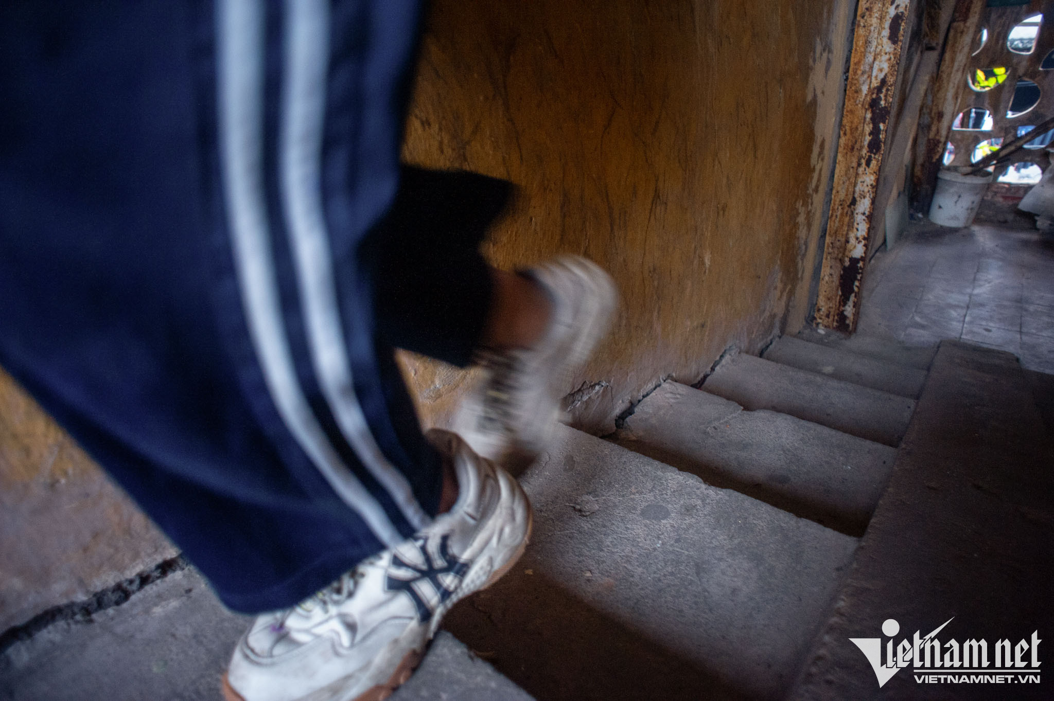 Hiện nay, các hộ gia đình tại đơn nguyên 1 đã di dời đến chỗ ở mới song còn nhiều hộ dân vẫn sinh sống tại đơn nguyên 2. 