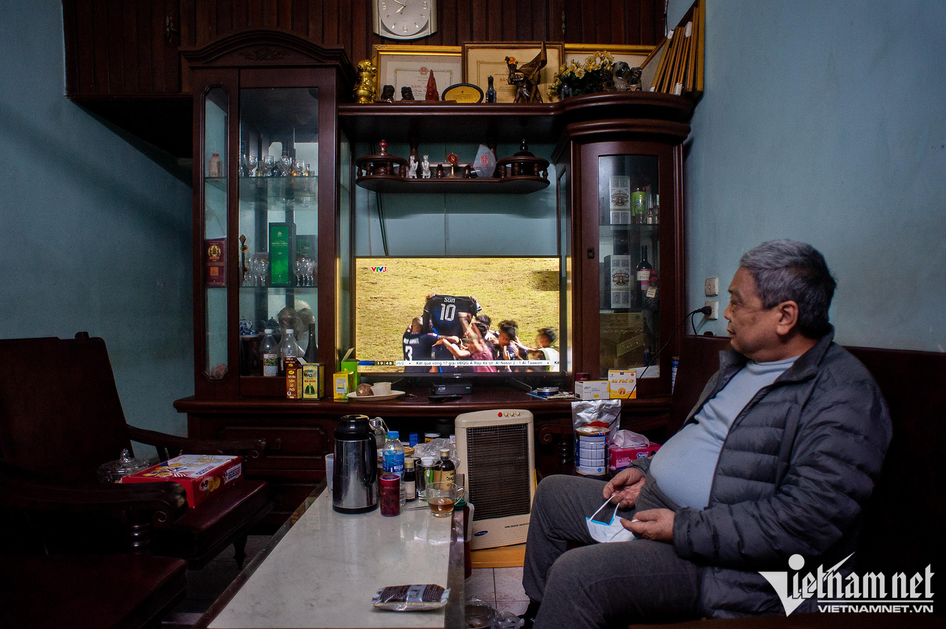 Sống tại tập thể Bộ Tư Pháp đã hàng chục năm, ông Trần Huy Liệu (75 tuổi) cho biết, muốn ở lại khu này đến khi được đền bù nhà mới để thuận tiện cho việc khám chữa bệnh. 