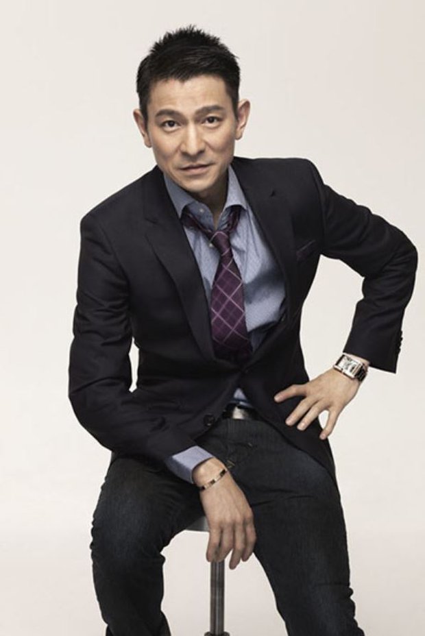 Lưu Đức Hoa xứng đáng được nhắc đến như một huyền thoại của giới giải trí châu Á với những thành tựu lớn lao trong cả 2 mảng ca hát và diễn xuất