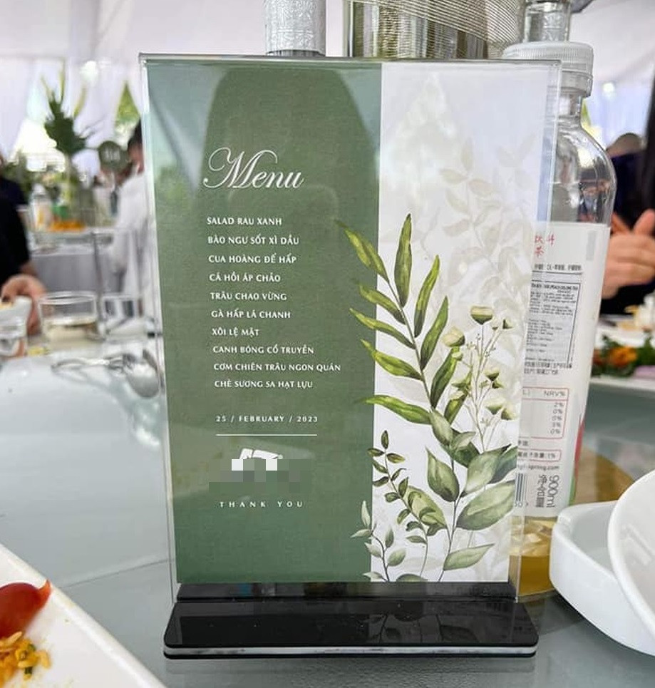 Thực đơn tiệc cưới đang lan truyền trên mạng xã hội.