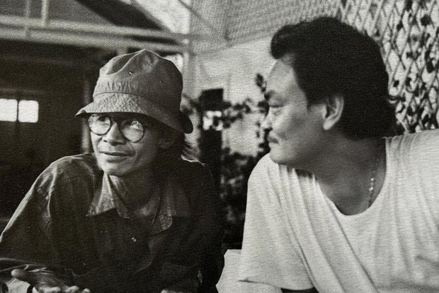 Trong nhóm nhạc sĩ 