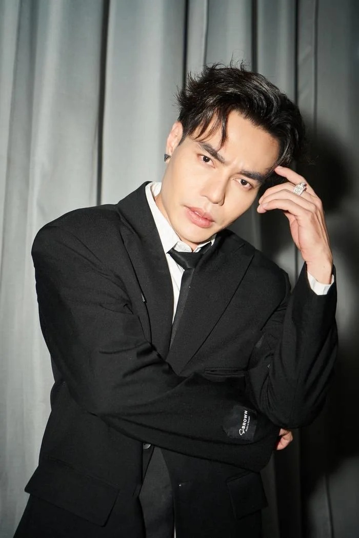 Lê Dương Bảo Lâm là cái tên đang nhận được sự yêu thích từ khán giả hâm mộ.