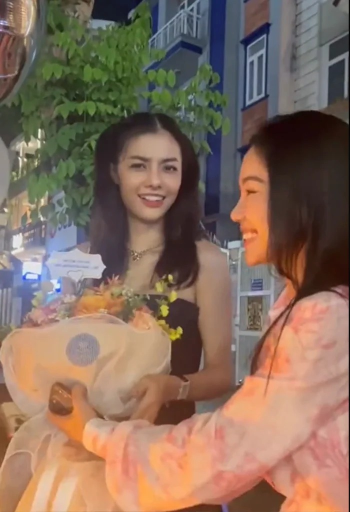 Cộng đồng mạng đồng loạt 