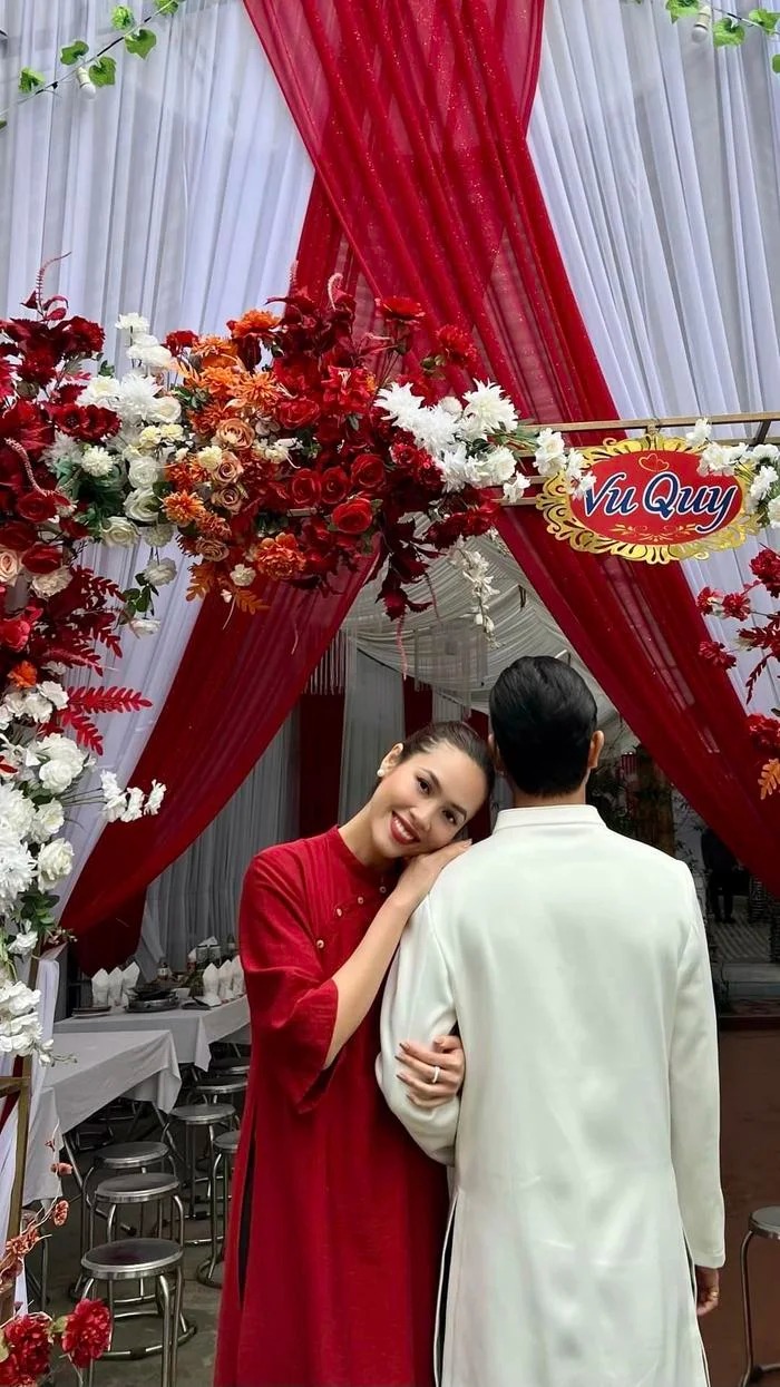 Thực tế Vũ Hoàng My đã có mặt trong lễ vu quy của vợ chồng em trai ruột