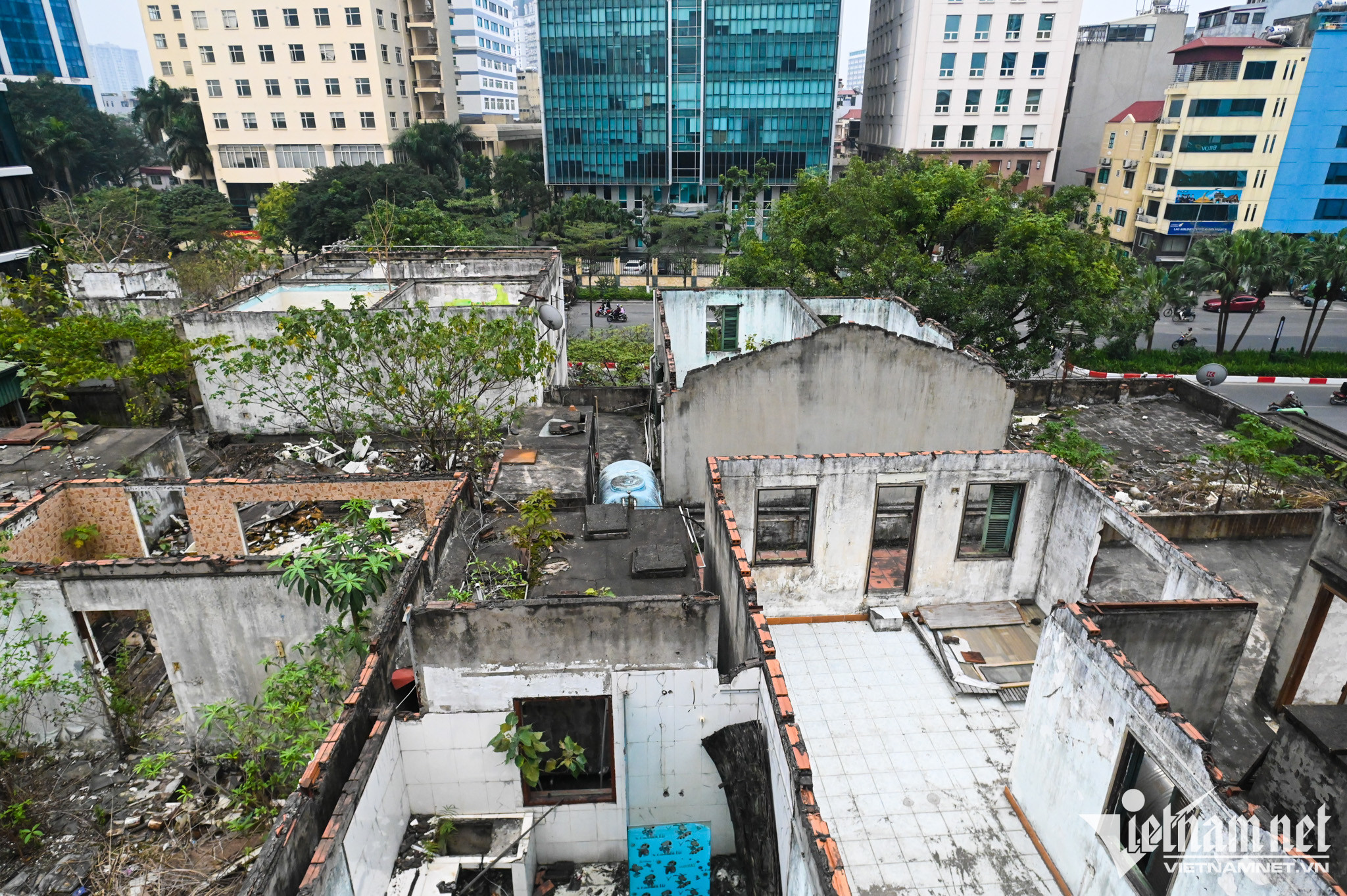 Khu tập thể Viện tư liệu phim Việt Nam ở số 22 Liễu Giai (quận Ba Đình, Hà Nội) được chấp thuận việc khảo sát, điều tra xã hội học làm cơ sở nghiên cứu quy hoạch từ ngày 18/4/2013 và chấp thuận quy hoạch với Giấy phép Quy hoạch số 4924/GPQH ngày 28/10/2015. Tuy nhiên, khu nhà ở này hiện trong tình trạng tháo dỡ dang dở, chậm tiến độ.