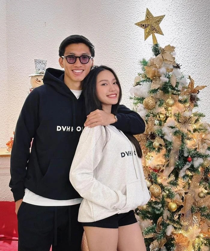 Đoàn Văn Hậu và Doãn Hải My đều thường xuyên chia sẻ hình ảnh chụp chung ở trên mạng xã hội