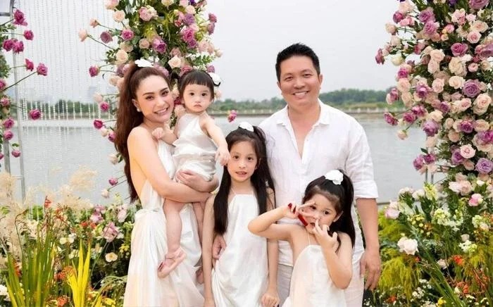 Tổ ấm viên mãn của Đoàn Di Băng.