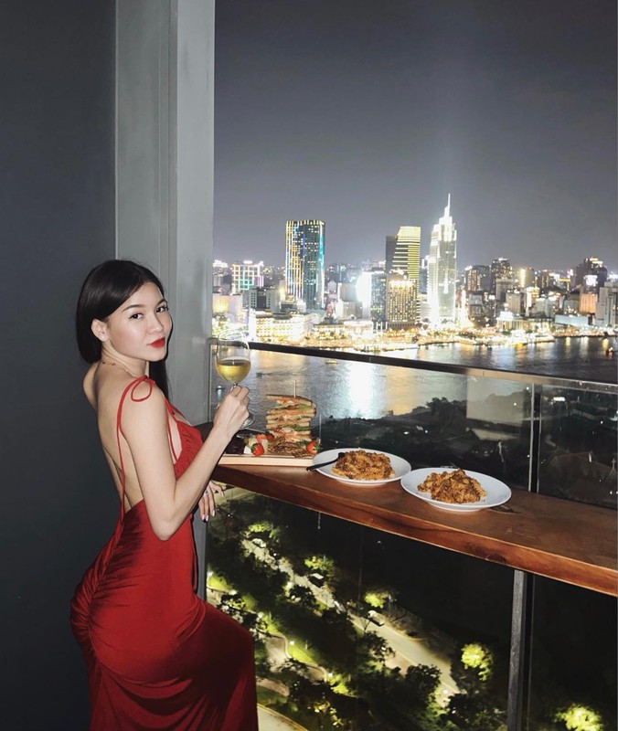 Bản thân Yến Xuân cũng có nhiều cách 