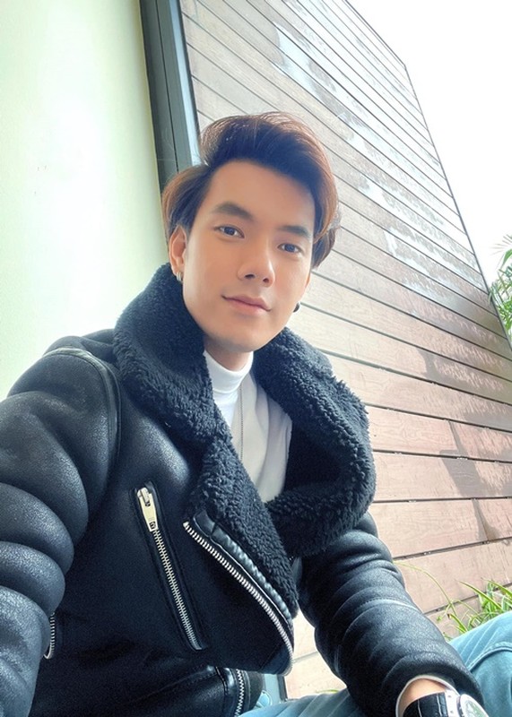 Vài năm trở lại đây, Nhan Phúc Vinh liên tục đóng phim truyền hình miền Bắc. Gần đây, anh góp mặt trong bộ phim 