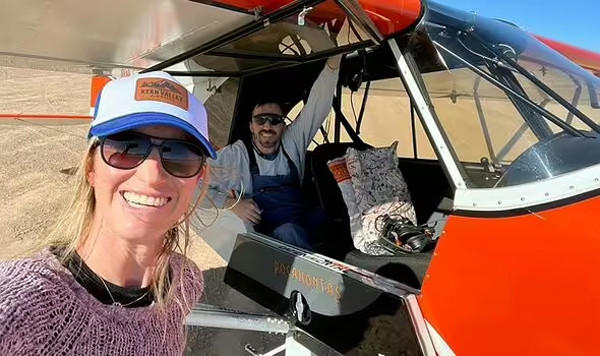 Niềm đam mê bay giúp Jackie nguôi những cơn đau đớn. Ảnh: Express