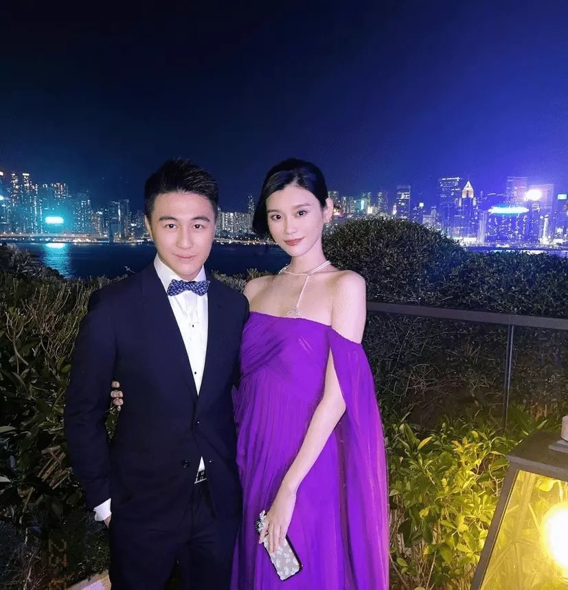 Hề Mộng Dao khoe sắc bên ông xã Hà Du Quân