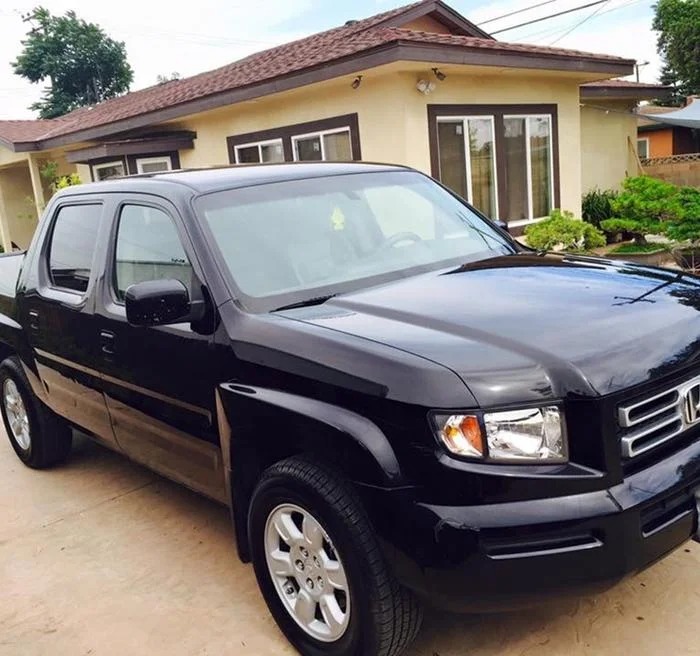 Xế hộp đắt đỏ của Bằng Kiều khiến dân tình không khỏi 