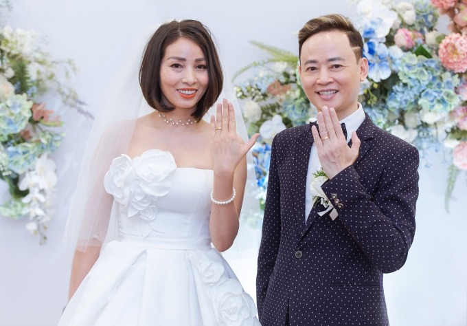 Vợ chồng Tùng Dương. Ảnh: Internet